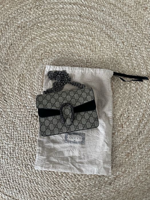 Geanta asemănătoare gucci cu săculeț