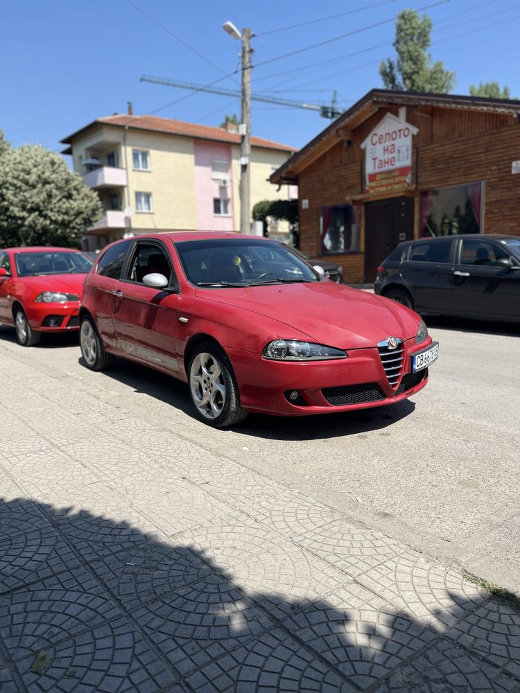 Продавам Алфа ромео 147 twin spark