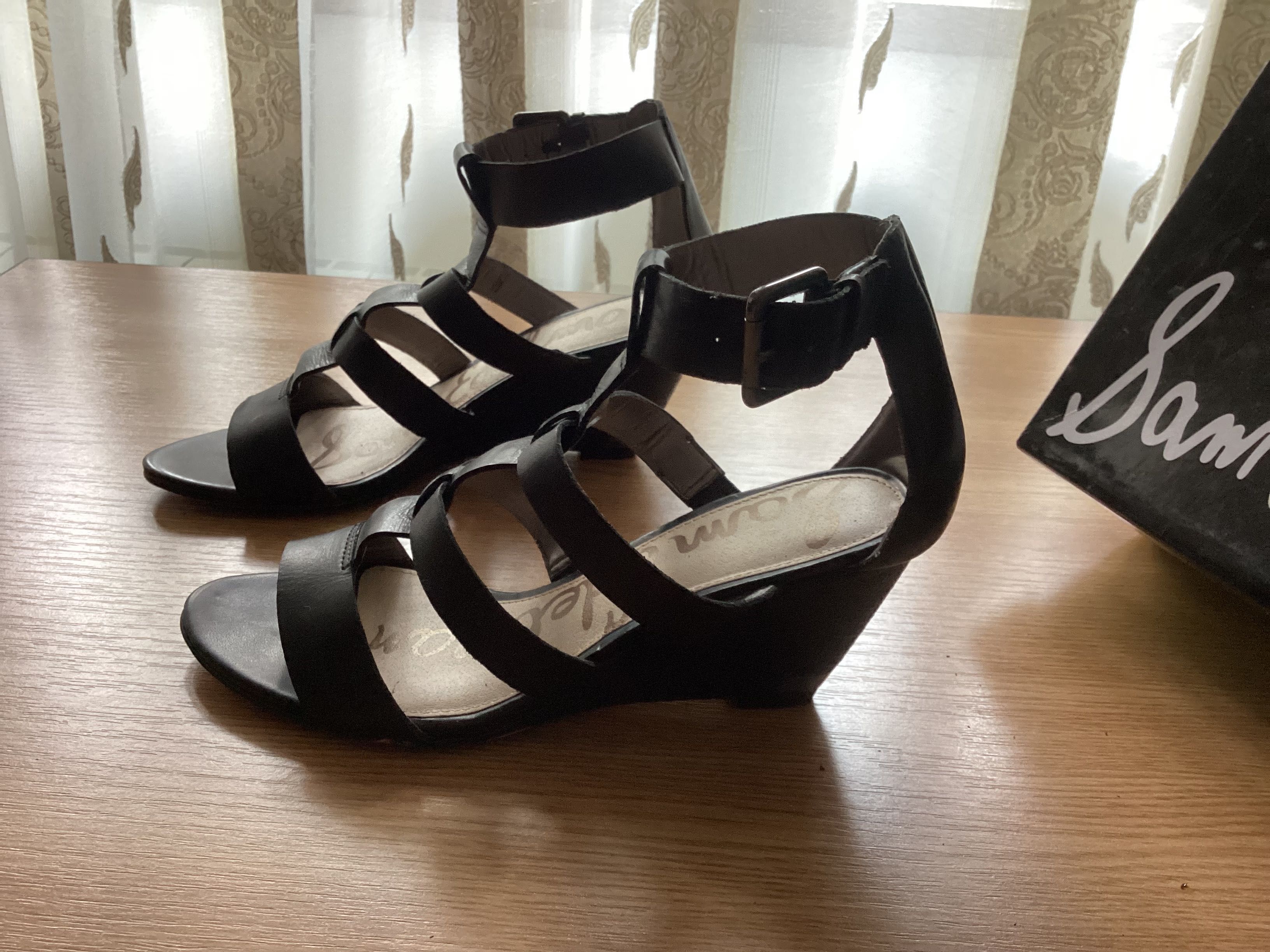 Vand sandale Sam Edelman , masura 38.