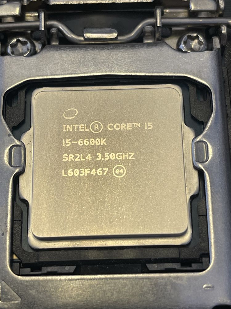 Kit i5 6600K + Asus Z170 Pro Gaming Aura + 8GB RAM + BONUS