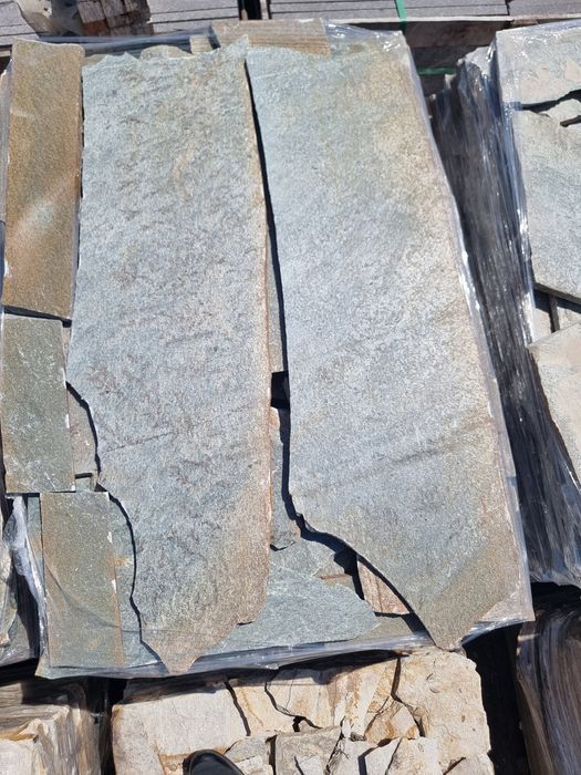 Karisto verde piatra poligonala