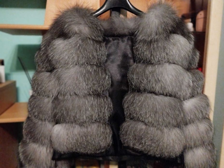 Geaca de piele cu blana naturala