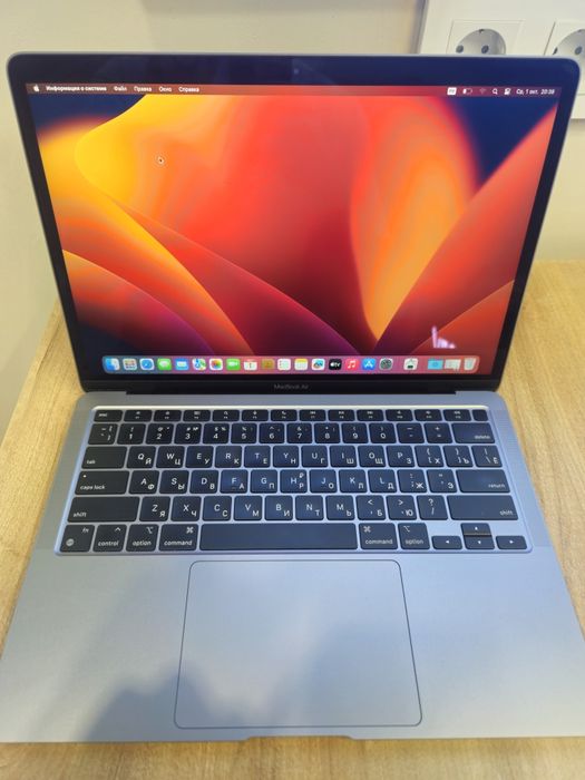 MacBook Air 13 M1 — 16GB / 512GB