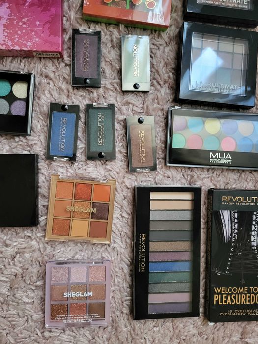 Нова и малко използвана козметика Kiko, Nyx, Este Lauder и други.