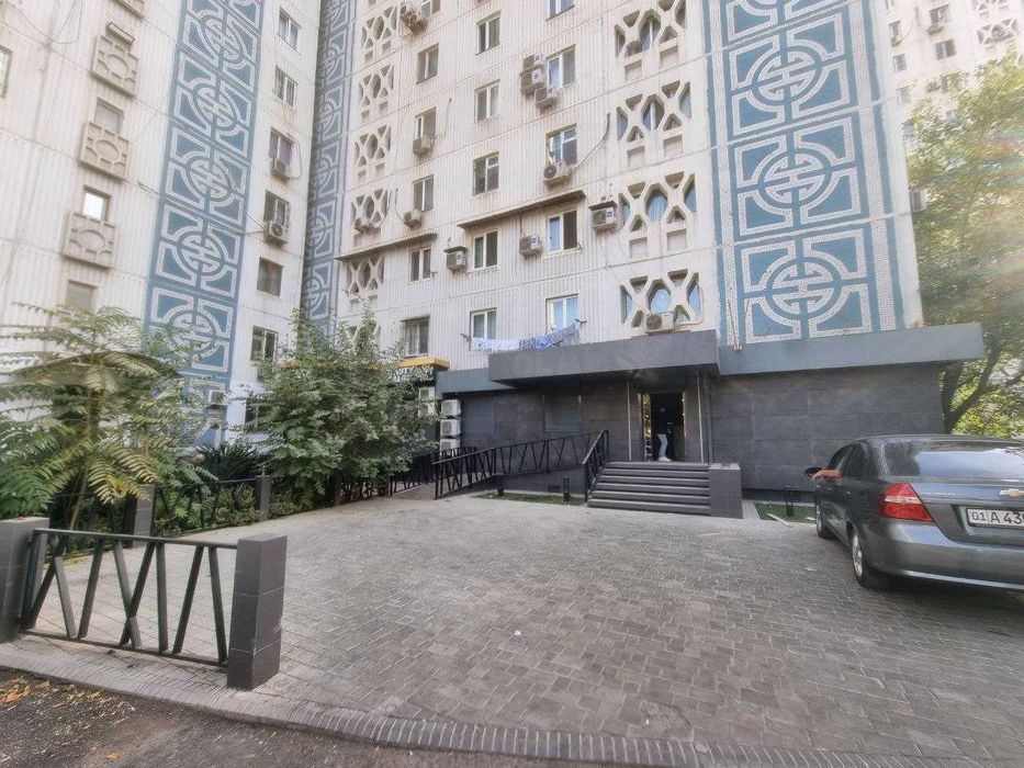 Сдается в аренду 135 кв м на ул: Нукус. Орн: Госпитальный рынок