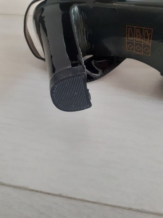 Sandale damă  cu toc