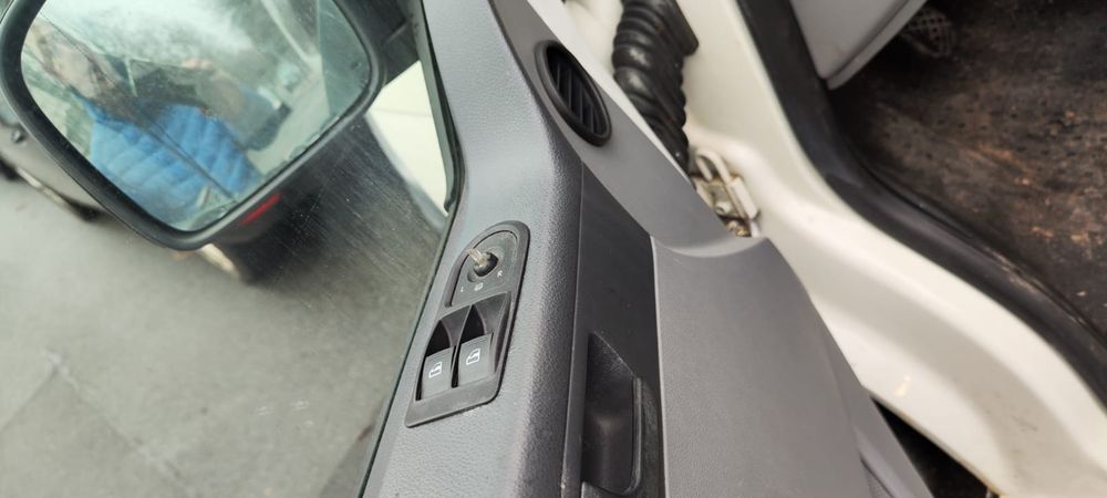 Vw T5 2010,8+1 locuri,clima