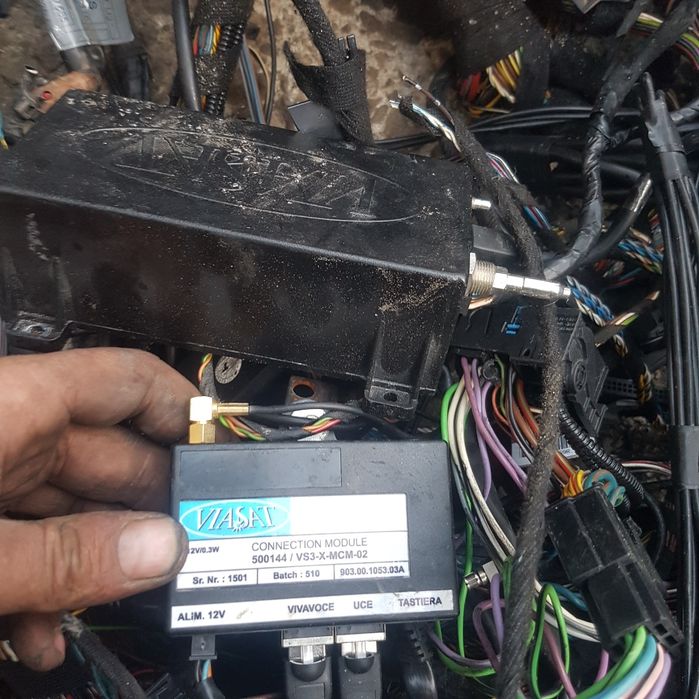 Бушониера за БМВ е90 2.0д 163кс