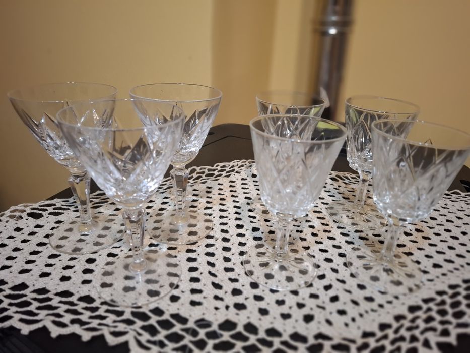 Кристални чаши  със столче