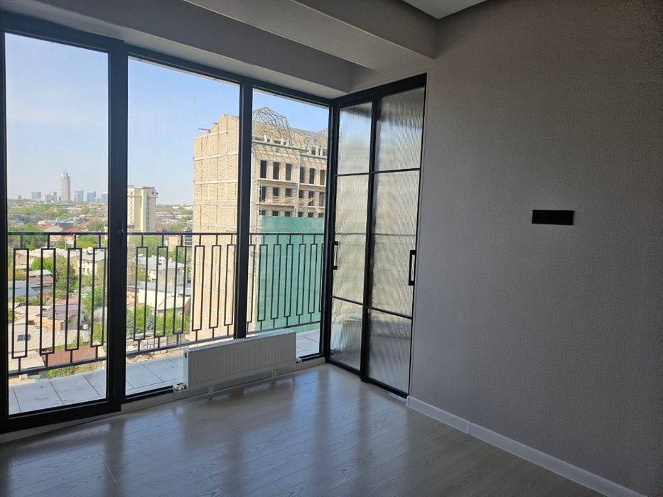Kvartira sotiladi yakkasaroy rayon 2/10/12/  51m² novastroyka