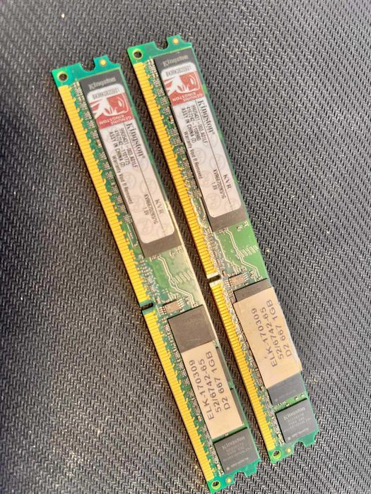 ram kit dual-channel 2x1GB DDR2 667Mhz (calculator)