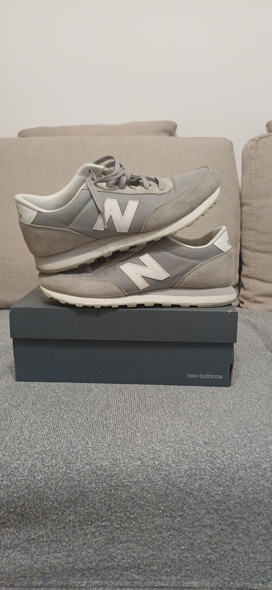 Vand adidasi New Balance