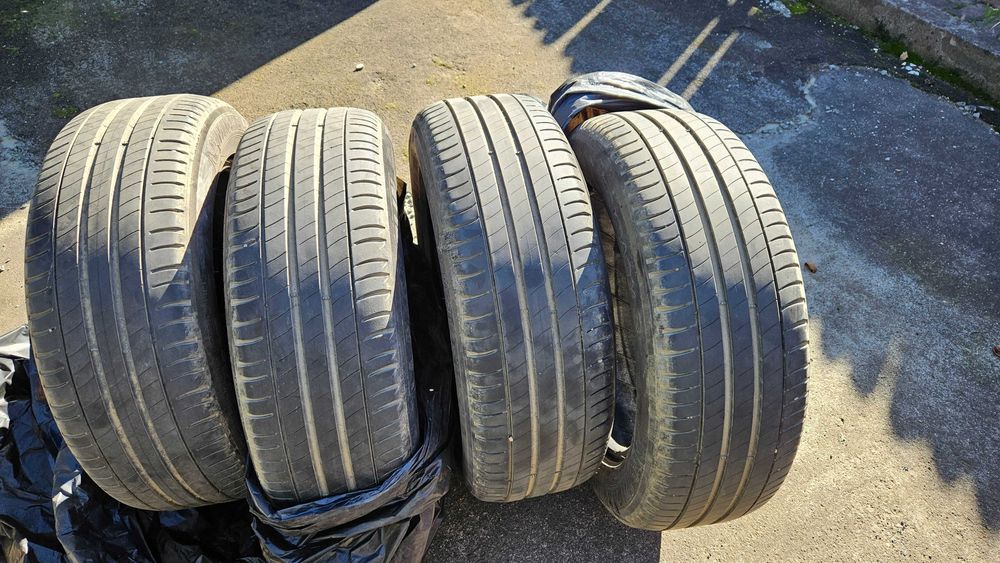 Anvelope de vanzare!!