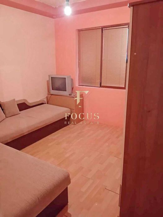 Продава се Тристаен апартамент в Пловдив, Изгрев - 58 кв.м за 826 €/кв.м - Снимка #1