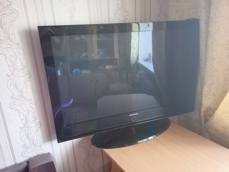 Продам телевизор