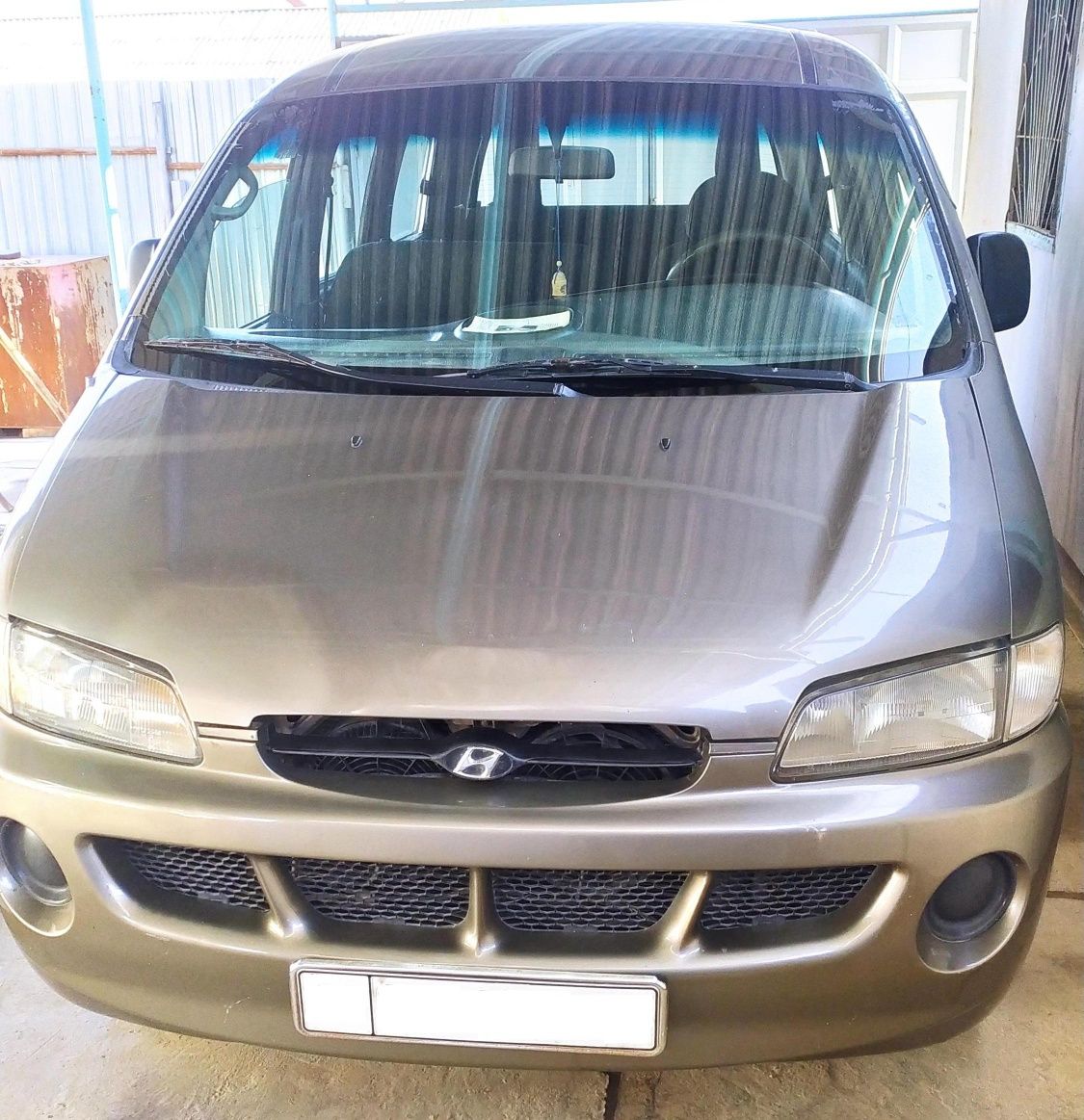 Продаётся микроавтобус Hyundai starex