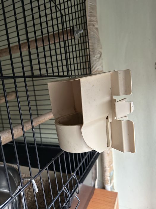 Vând colivie mare Greta