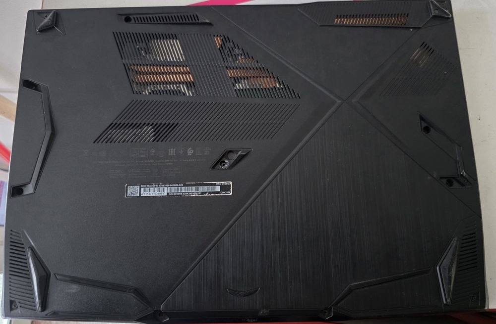 Laptop Gaming MSI Thin GF63 12VE-067XRO