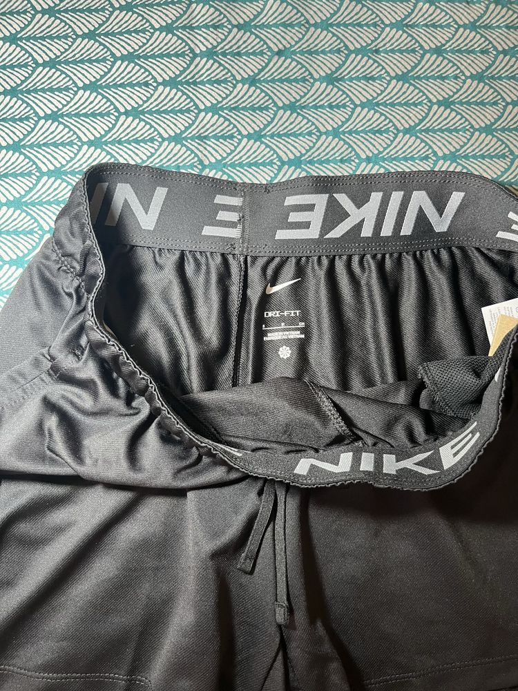 Nike Dri-FIT Attack дамски шорти