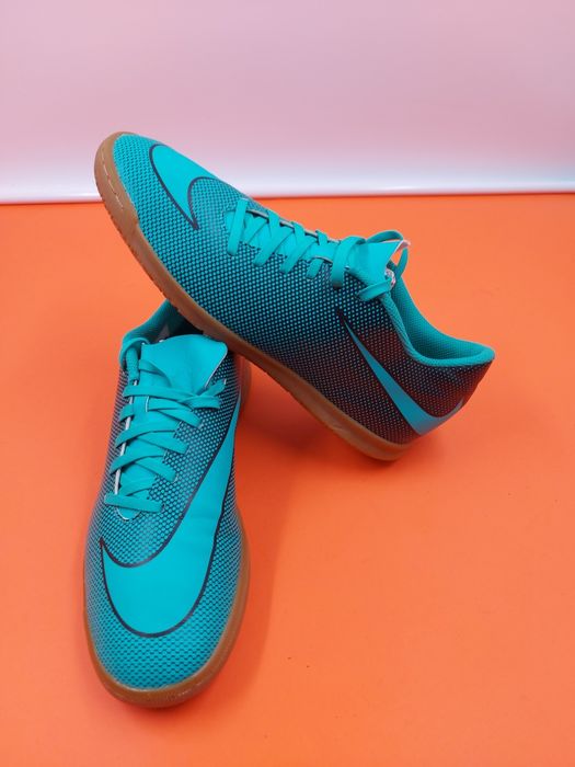 Nike Bravatax  номер 42 Оригинални футболни f/wlur