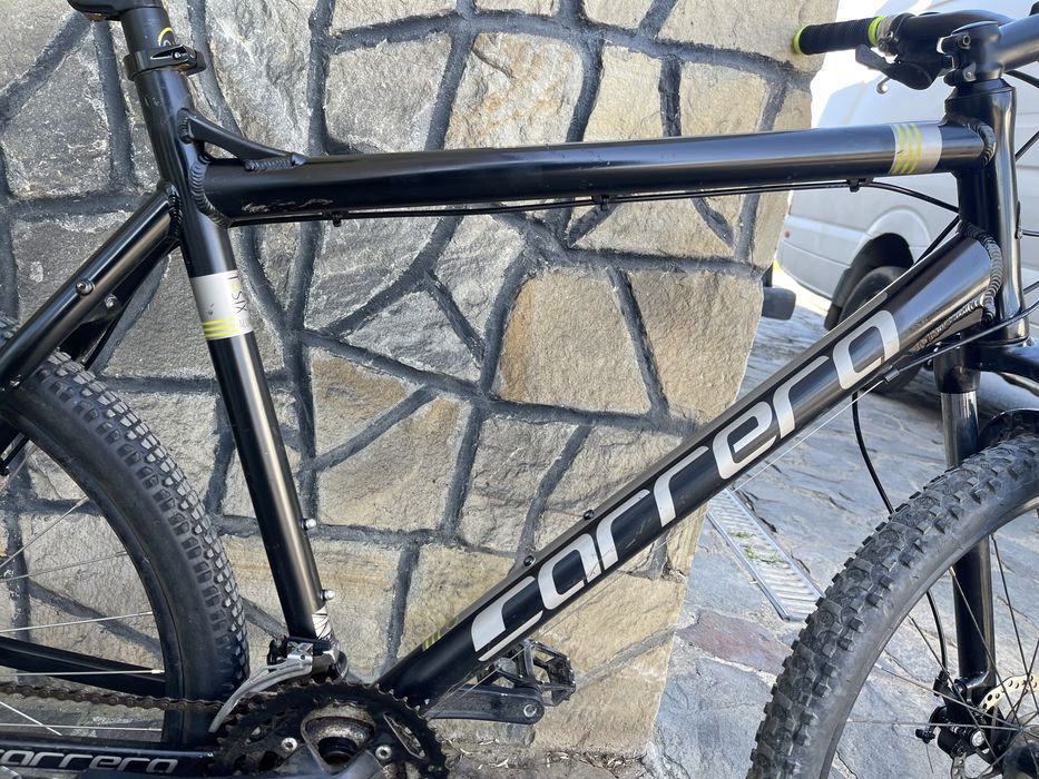 Bicicleta Carrera frane pe disc hidraulice roti 27.5” cadru aluminiu