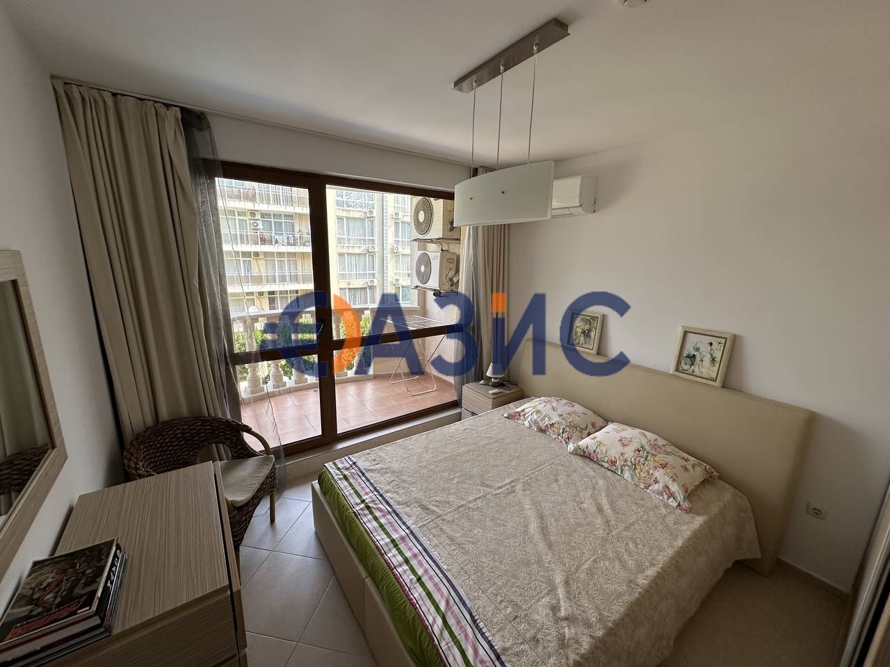 Продава се Двустаен апартамент в к.к. Слънчев бряг - 60 кв.м за 1584 €/кв.м - Снимка #11