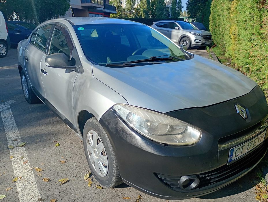 Renault megan3 sedan ( fluence 2011 ) benzina / gpl