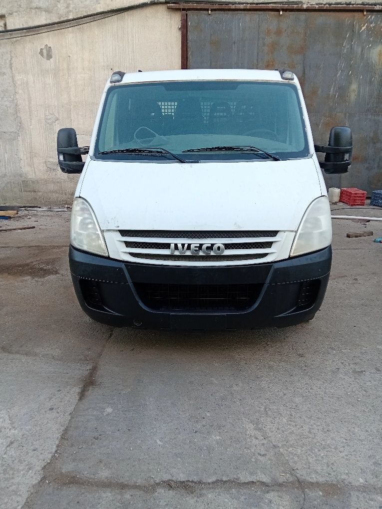 Vand iveco doka 7 locuri