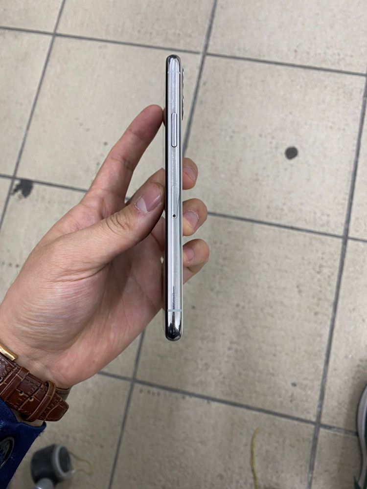 Iphone 11 pro торг минимальный