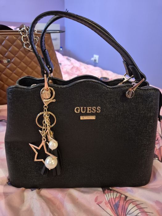 Продавам чанти като нови