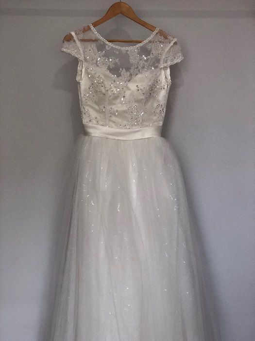 Свадебное платье (Эмираты)