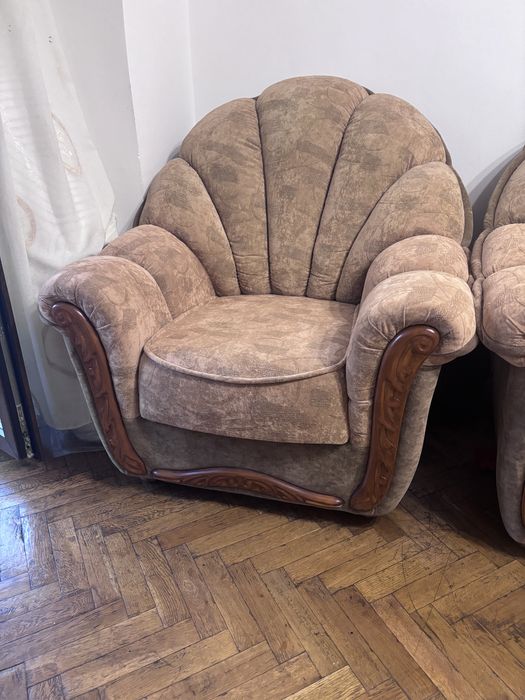 Canapea extensibila + 2 fotolii