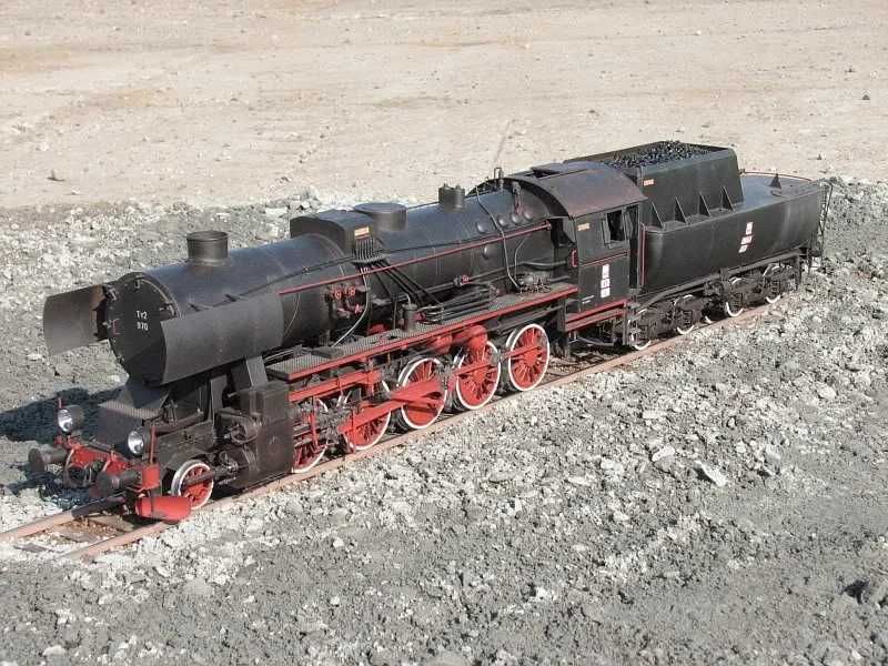 Vând kit constructie locomotivă cu abur, din carton, Angraf Nr.1/2004