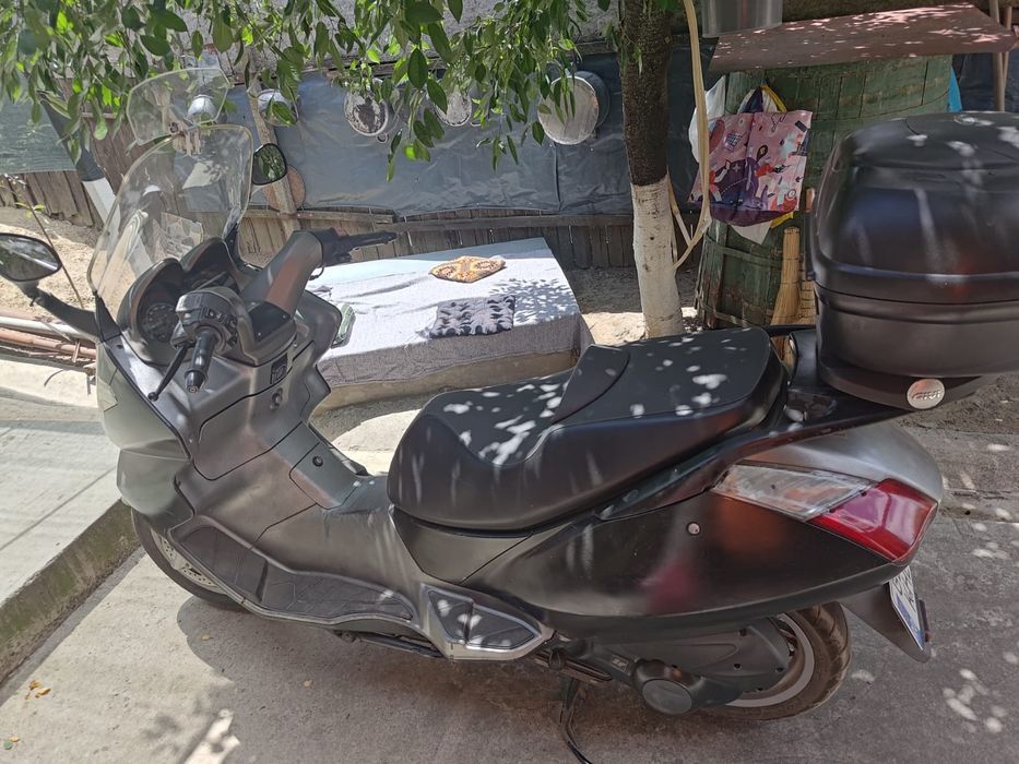 Scuter Aprilia Atlantic 200cm