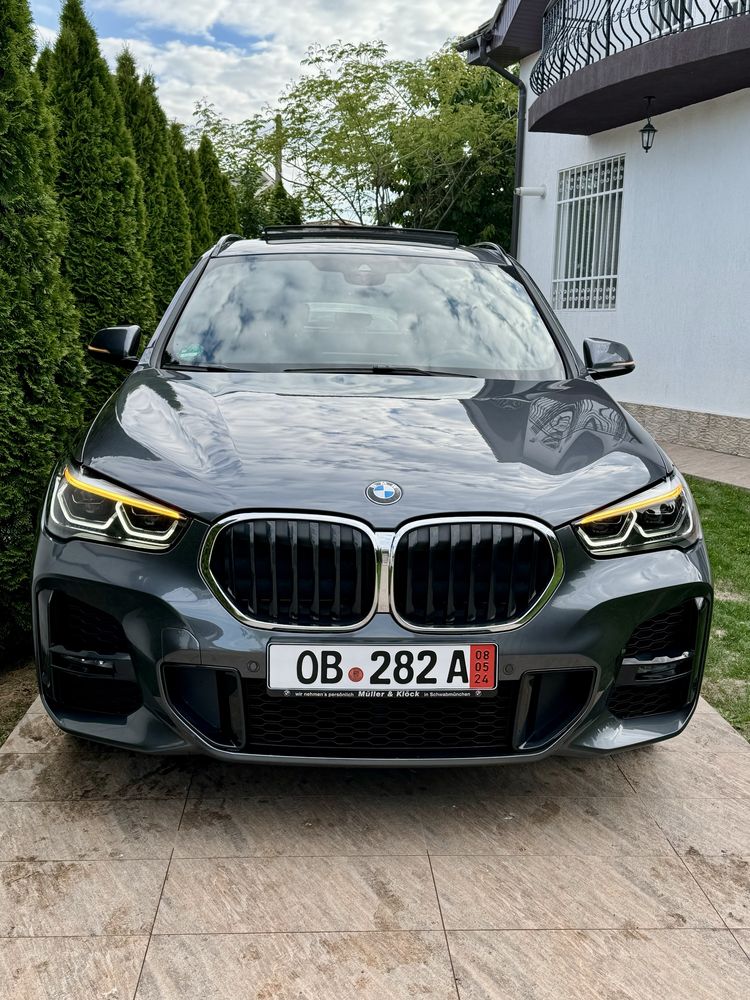 Bmw X1/M pachet /X drive /Panoramic/Head Display