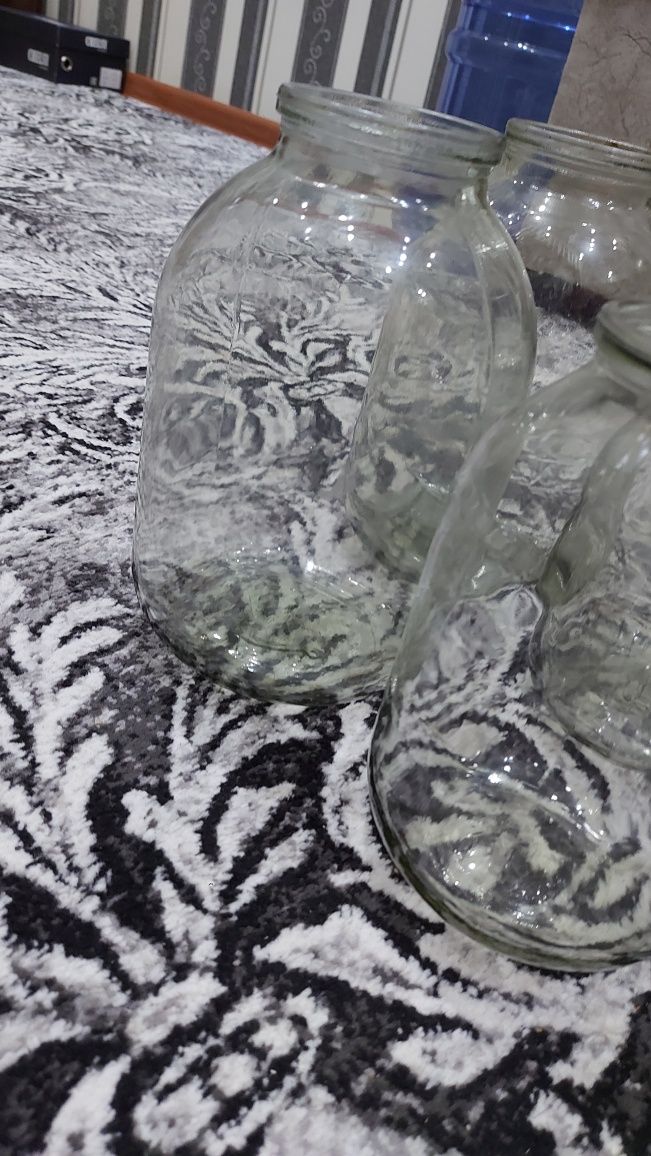 Продаётся банка  1,2,3 литров