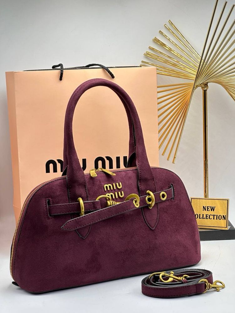 Geanta Miu Miu Noua !!! Dimensiuni 35/19 !!!