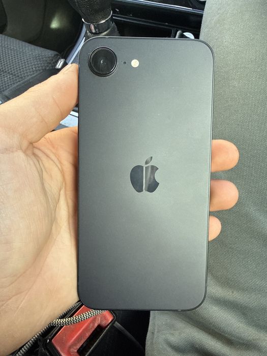 Iphone 16e 128gb nou, 100% baterie