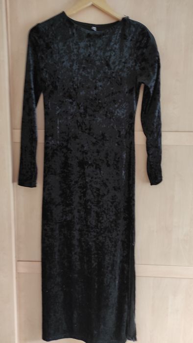 Продам красивые роскошный приталенный платье. Оригинал DOLCE & GABBANA