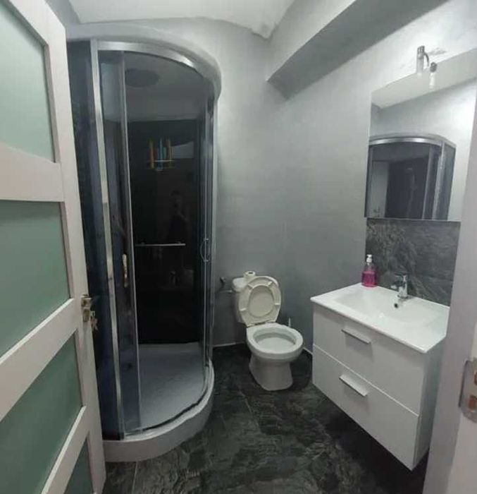 Дава се под наем Двустаен апартамент в Пловдив, Западен - 65 кв.м за 295.8 € - Снимка #2