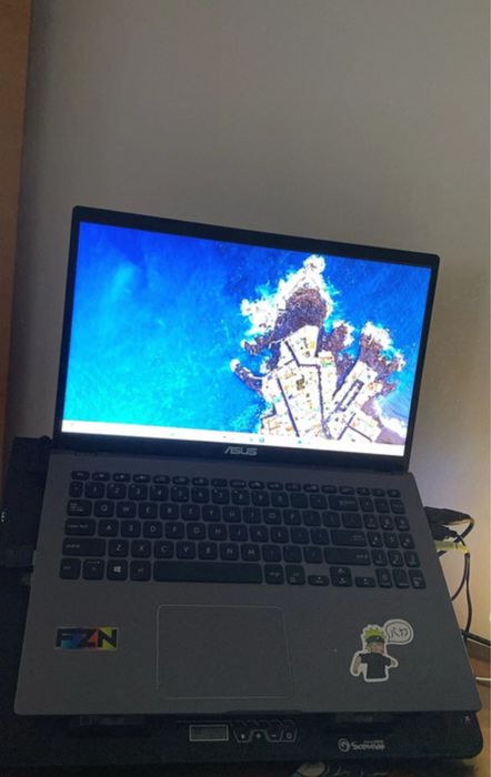 laptop asus stare foarte buna