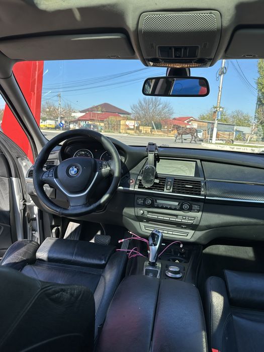 Vând bmw x5 e70