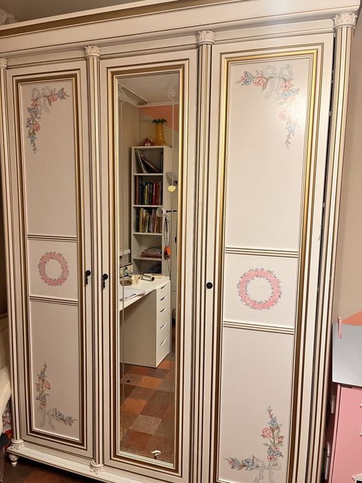 Шкаф для детской