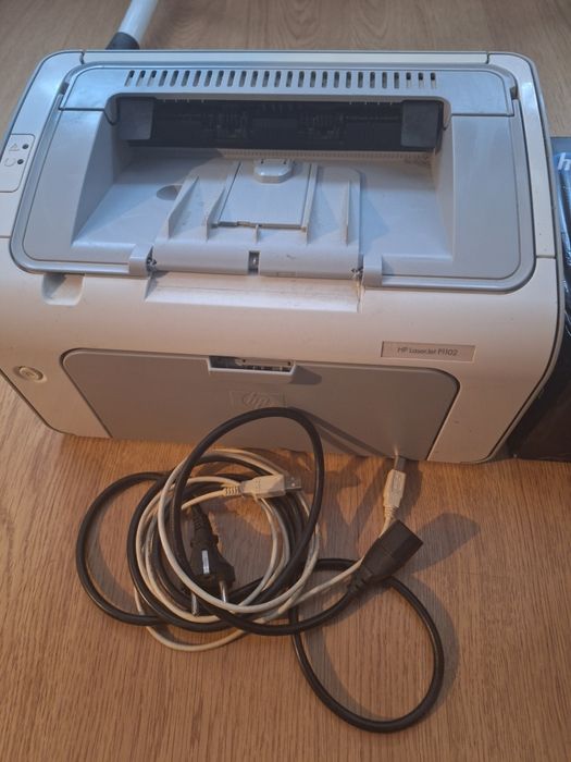 Imprimanta LaserJet P1102+ 2 tonere