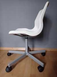 Кресло для работы и учебы на  колесах  от IKEA
