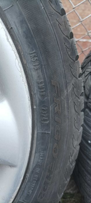 Продавам зимни гуми 225/45/17