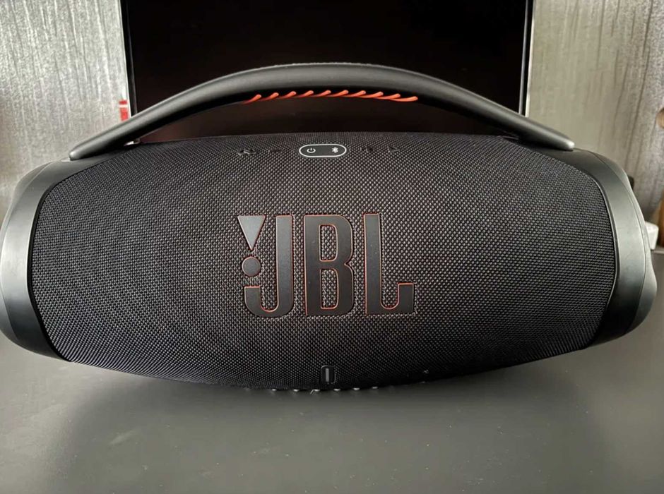 Портативная колонка JBL Boombox 3