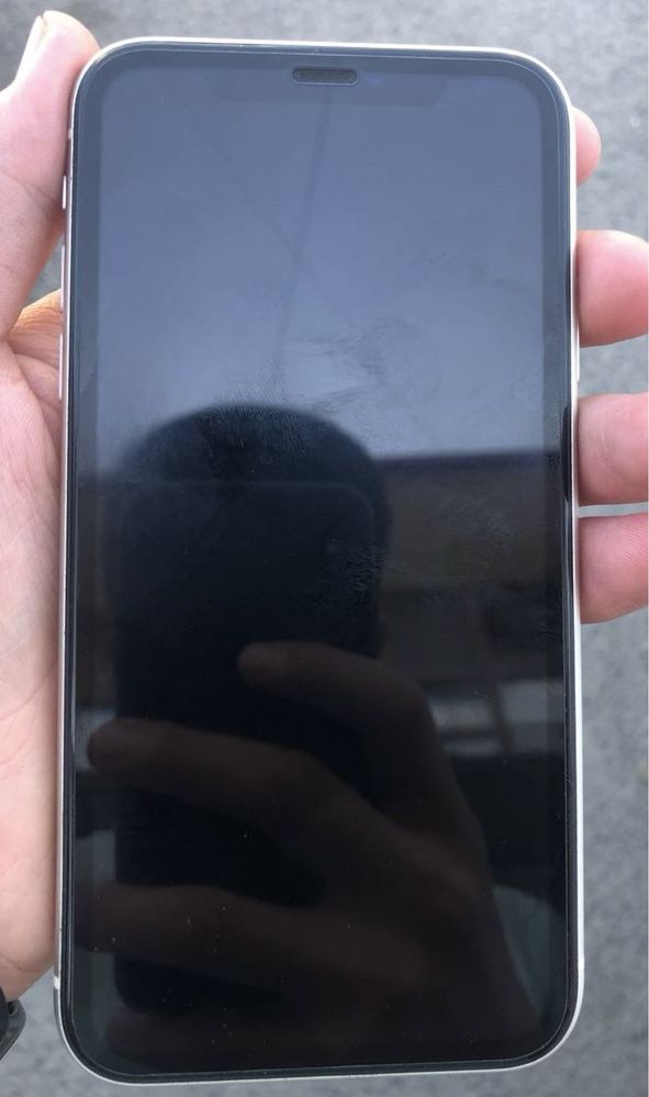 Iphone 11.  128GB.