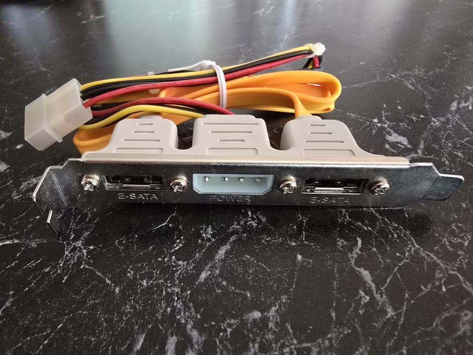 Gigabyte eSATA Kit