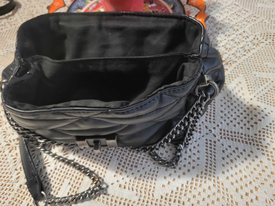 Дамски чанти за носене на рамо